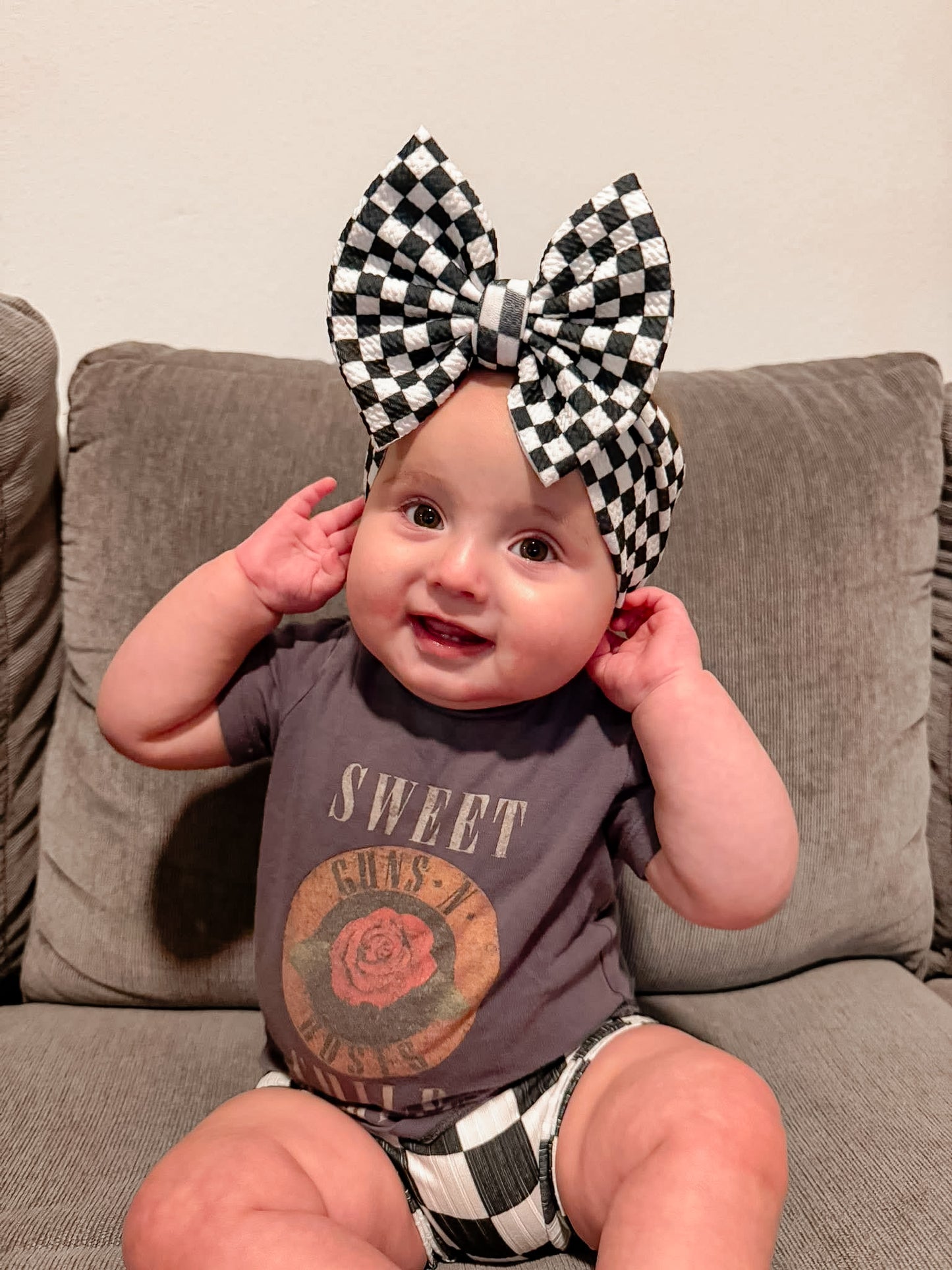 B&W Checkered Bummies